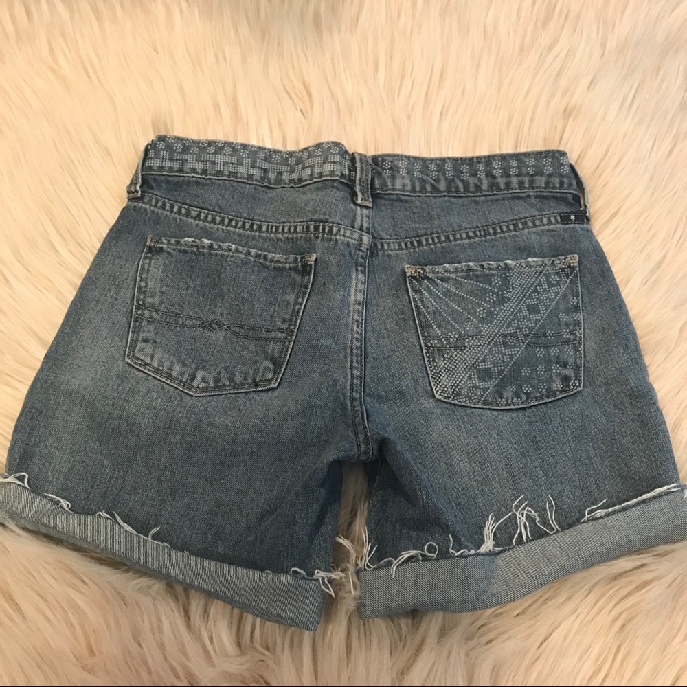 Lucky Brand Roll Up Print Jean Shorts 2 26 Embellished Painted EUC